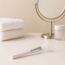 Silicone Face Mask Applicator Brush (1 Pc) - dailyneed.life