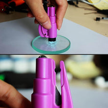 2-in-1 Emergency Safety Cutter – Keychain Tool for Glass Breaking & Seatbelt Cutting, Portable & Handy - dailyneed.life