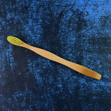 Eco-Friendly Natural Bamboo Toothbrush with Medium Bristles (1 Pc) - dailyneed.life