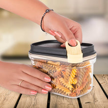 Ritu Push 'N' Lock Airtight Food Storage Container Set (4 Pc) - dailyneed.life
