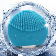 Silicone USB Facial Cleansing Brush and Face Massager (1 Pc) - dailyneed.life