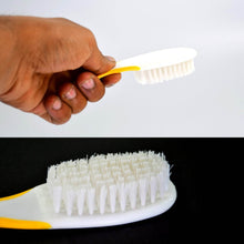 Handle Grip Nail Brush for Cleaning Toes & Nails (Scrub, Unisex) - dailyneed.life