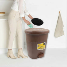 Homeware Dustbin Clean Mini Small Size Plastic Pedal Dustbin Used For Kitchen, Office, Car (1 PC) - dailyneed.life
