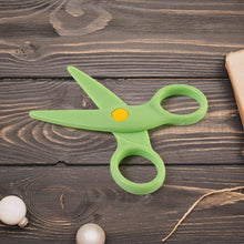 Plastic Safety Scissor, Pre-school Training Scissors (1 Pc) - dailyneed.life
