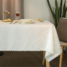 Reusable Table Cloth / Cover for Dining Picnic (140×140 Cm / 1 Pc) - dailyneed.life