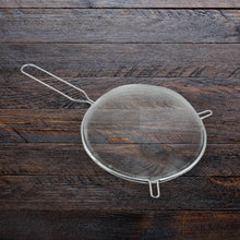 Small Mesh Strainer With Handle Stainless Steel Oil Straine, Mesh Sieve Strainer (1 Pc) - dailyneed.life