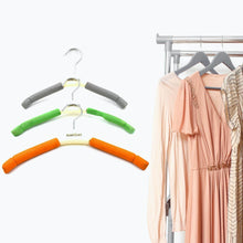 Solid Sponge Hanger Non-Slip Hanger (1 Pc / Mix Color / B Grade) - dailyneed.life