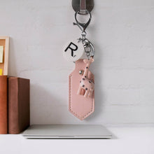 Charming Giraffe Keychain – A Touch of Whimsy for Your Everyday Essentials (1 Pc) - dailyneed.life