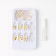 Premium Glitter 3D Floral Press-On Artificial Nail Tips with Nail Glue (1 Set) - dailyneed.life