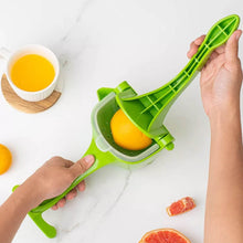 Manual Plastic Fruit Juicer, Hand Press Lemon Squeezer Hand Juicer Citrus Press Juicer Fruit Extractor Tool for Orange, Limes, Lemon ( Brown Box ) - dailyneed.life