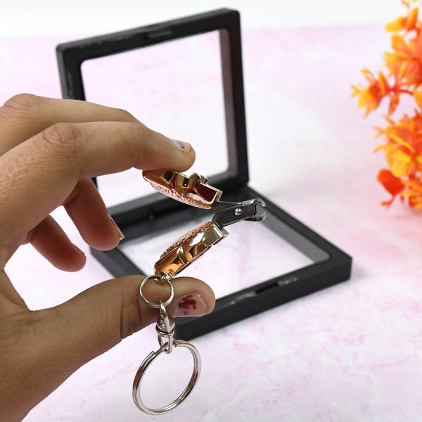 Nail Clipper Keychain With 3D Floating Frame Display Case (1 Set) - dailyneed.life