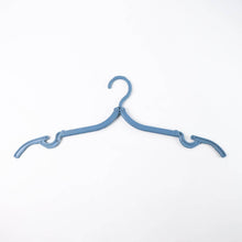 Travel Hangers, Portable Folding Clothes Hangers (4 Pc / Big) - dailyneed.life