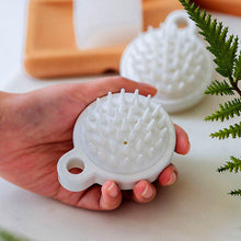 Comb Scalp Massage Brush, Hair brush, Hair Comb, Shower Brush, Bath Massage Brush, Small Portable Brush Washable Massage Comb Bath Shampoo Massages Effectively Remove Loose Short Hair, Hair accessories - dailyneed.life
