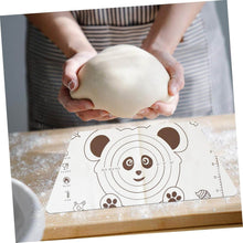 3 In 1 Silicone Baking Mat With Wooden Belan & Cake Scraper (3 Pcs Set / 50×70 CM) - dailyneed.life