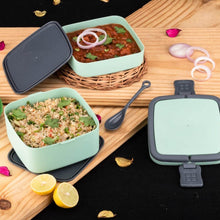 GREEN DOUBLE-LAYER PORTABLE LUNCH BOX STACKABLE WITH CARRYING HANDLE AND SPOON LUNCH BOX , Bento Lunch Box - dailyneed.life