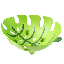 Supermom Leaf-Shaped Plastic Fruit Basket (1 Pc) - dailyneed.life