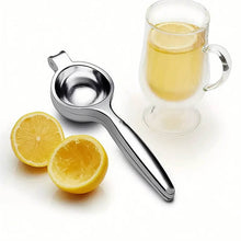 Premium Lemon Squeezer, Large Heavy Duty Handheld Juicer for Lemon, Stainless Steel Hand Press Citrus Juicer (1 Pc) - dailyneed.life