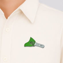 Stylish Metal Badge Pin – Single Piece (Random Design) - dailyneed.life
