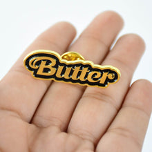 Stylish Metal Badge Pin – Single Piece (Random Design) - dailyneed.life