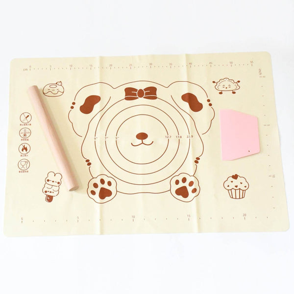 3 In1 Silicone Baking Mat With Wooden Belan & Cake Scraper (3 Pcs Set / 65×45 CM) - dailyneed.life