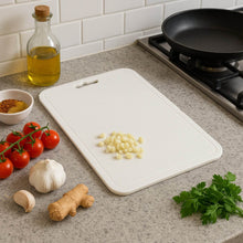 Premium Quality Plastic Chopping Board for Kitchen (32x21cm / 1 Pc) - dailyneed.life