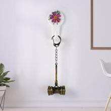 Durable Metal Keychain – Stylish & Functional - dailyneed.life