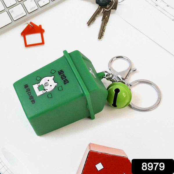 Trash Can Keychain Recycle Can Keyring Novelty Keychain Garbage Classification keyholder for and Adults - dailyneed.life