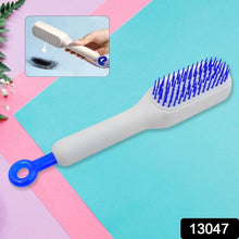 Self-Cleaning Hairbrush – Anti-Static, Detangling, Rotating Massage Comb, Hair accessories - dailyneed.life