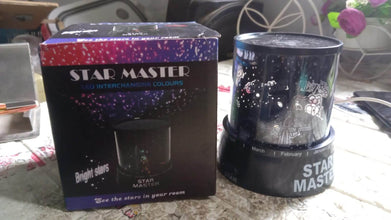 LED Projector Night Light Amazing Lamp, 3 Battery operated lamps, Rotation With the music Function, Master for Kids Bedroom Home Decoration Night Romantic Gift (Battery Not Included / 1 pc) - dailyneed.life