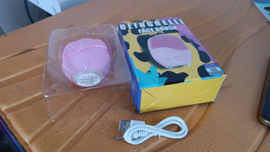 Rechargeable Sonic Silicone Face Cleansing Brush - dailyneed.life