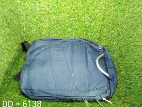 USB Point Laptop Bag used widely in all kinds of official purposes as a laptop holder and cover and make's the laptop safe and secure. - dailyneed.life