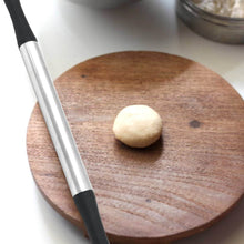 Kitchen Plastic Roti Maker Belan / Rolling Pin (Black) - dailyneed.life