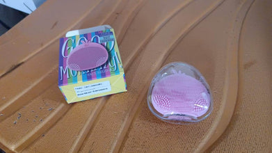 Silicone Face Cleansing Brush (1 Pc) - dailyneed.life