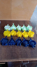 1 Pc Assorted Shape Plastic Snack Mould (Mix Design / 1 Pc) - dailyneed.life