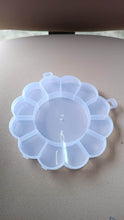 Round Compartment Plastic Storage Box (1 Pc) - dailyneed.life