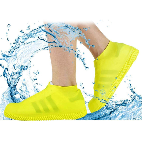 NON-SLIP SILICONE RAIN REUSABLE ANTI SKID WATERPROOF FORDABLE BOOT SHOE COVER (MEDIUM/ Mix Color) - dailyneed.life