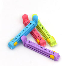 Small Multipurpose Food Snack Plastic Bag Clip Sealer / Packet Sealer Clamps / Manual Vacuum Bag Sealer / Food Pouch Clip / Bag Zipper / Food Clips Sealer for Home Kitchen, Set of 4 (Multicolor) - dailyneed.life