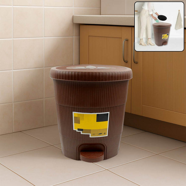 Homeware Dustbin Clean Mini Small Size Plastic Pedal Dustbin Used For Kitchen, Office, Car (1 PC) - dailyneed.life