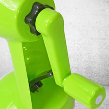 6 in 1 Multi functional Vegetable Cutter & Slicer Hand Machine Cutting, Slice, Cut Thick, Cut Silk All in one –Vegetable Chopper Cutter & Slicing Cutter Barrel - Vegetable Grater with 6 Removable Blades - dailyneed.life