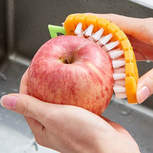 Carrot-Shaped Non-Toxic Vegetable Scrubbing Brush for Fruits & Veggies - dailyneed.life