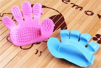 Rubber Pet Cleaning Massaging Grooming Glove Brush - dailyneed.life