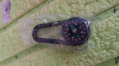 Clip Snap Hook Mini Compass (1 Pc / Mix Design) - dailyneed.life