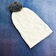 Men's and Women's Skull Slouchy Winter Woolen Knitted Black Inside Fur Beanie Cap. - dailyneed.life