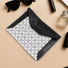 Multipurpose Pouch With Magnetic Lock(1 Pc / 19×14 Cm) - dailyneed.life