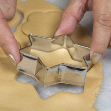 Cookie Cutter Stainless Steel Cookie Cutter with Shape Heart Round Star and Flower (12 Pieces) - dailyneed.life
