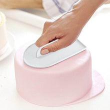 Plastic Cake Pastry Decorating Baking Icing Smoother - dailyneed.life