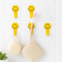 5 PC ADHESIVE HOOK FOR HOLDING STUFFS,KEY AND OTHER ITEMS - dailyneed.life