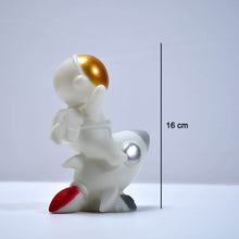 Space Astronaut Figurines Resin Crafts Mini Figure Model Home Decor DIY Home Office Desktop Ornament Miniatures Desk Decoration - dailyneed.life