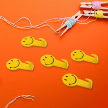 5 PC ADHESIVE HOOK FOR HOLDING STUFFS,KEY AND OTHER ITEMS - dailyneed.life