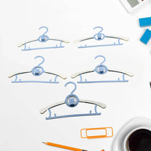 Large Adjustable Plastic Dress Hangers – Space-Saving & Lightweight (5 Pc) - dailyneed.life